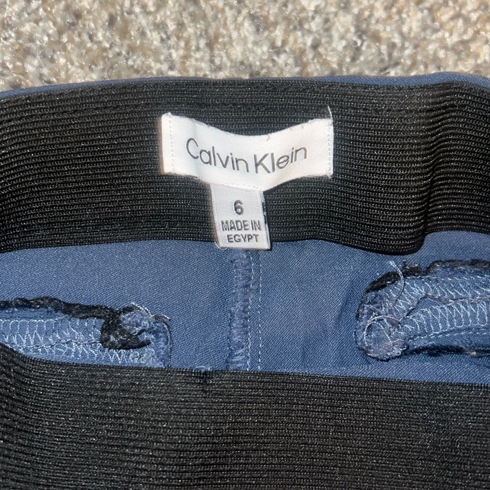 Calvin Klein cropped dress pants
